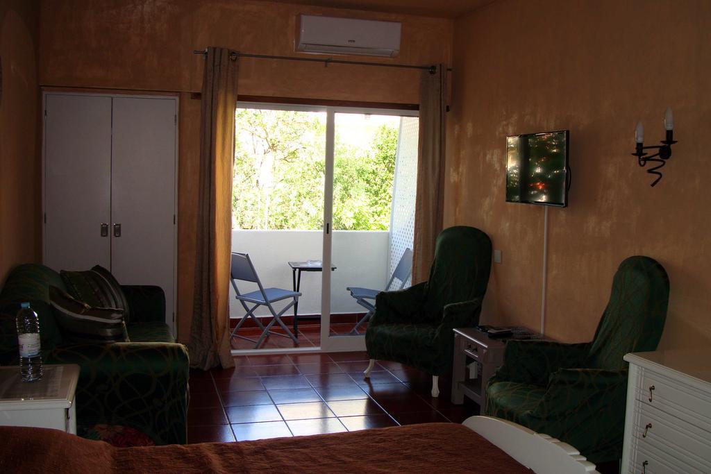 Studio Near The Beach อัลบูเฟรา ภายนอก รูปภาพ